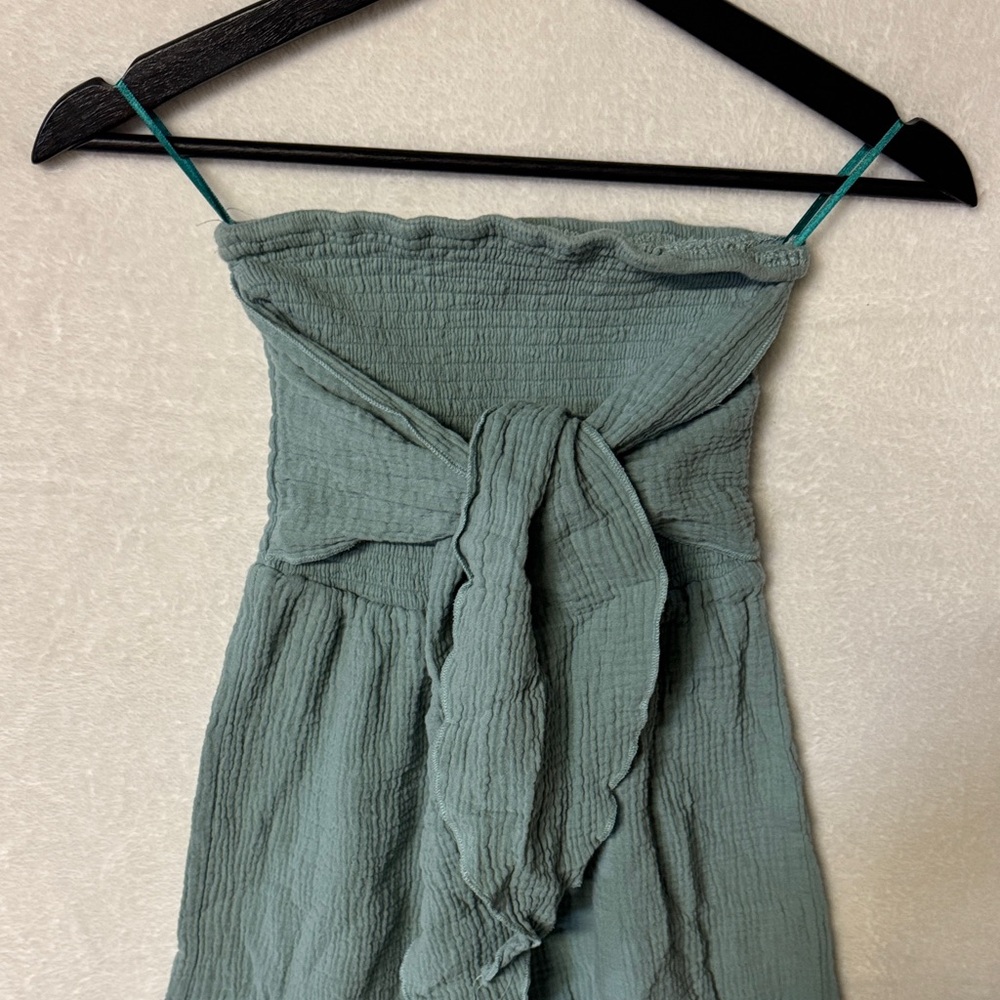 Chic Strapless Green Jumpsuit - Picture 3 of 3